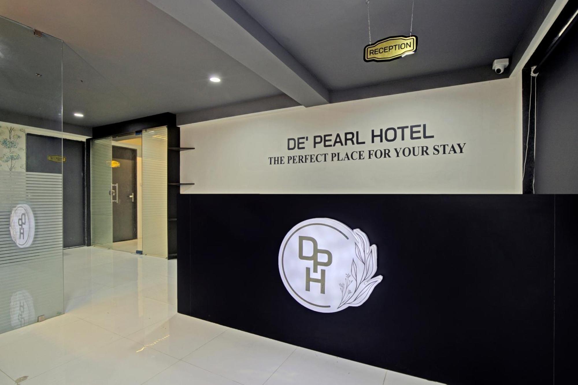 Collection O De'Pearl Hotel Surat Dış mekan fotoğraf