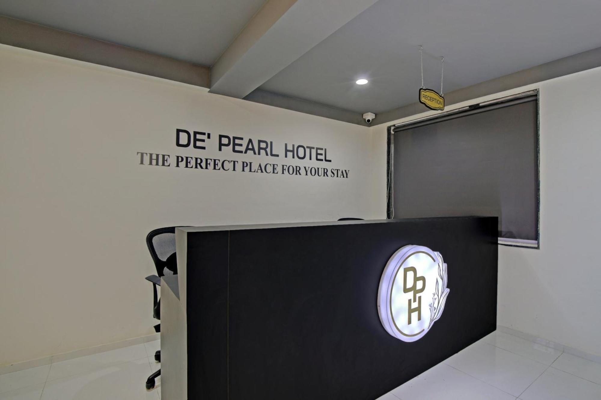 Collection O De'Pearl Hotel Surat Dış mekan fotoğraf